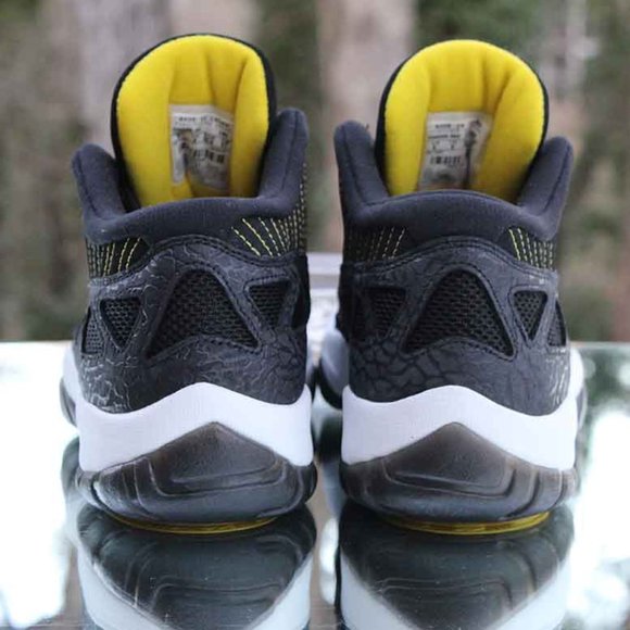 Air Jordan 11 Retro Low IE Zest Men’s Size 9 2007 Release - Picture 10 of 16